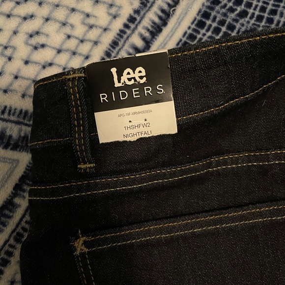 Jeans - Picture 3 of 3